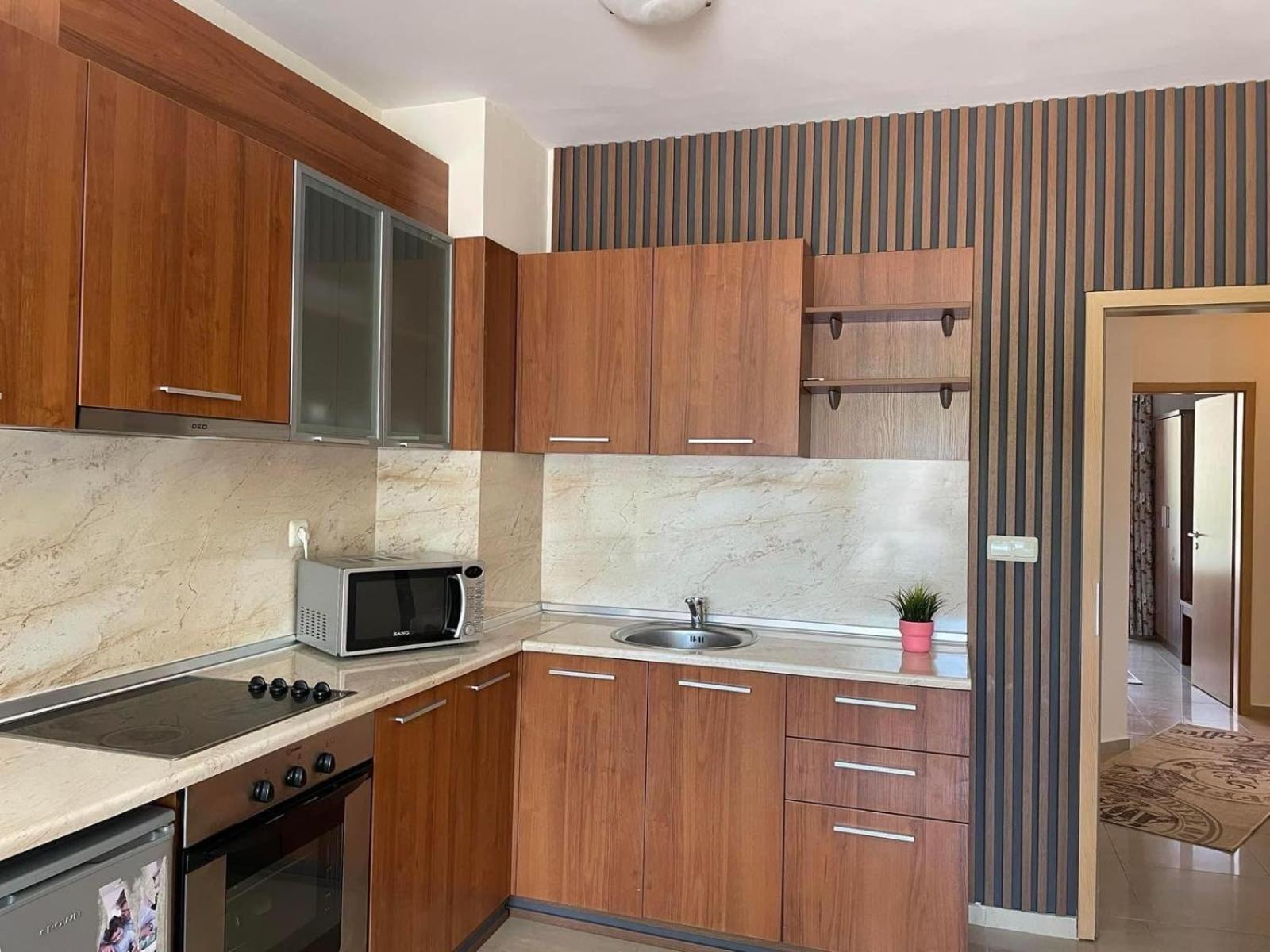 Apartament Sunflowers Private *
